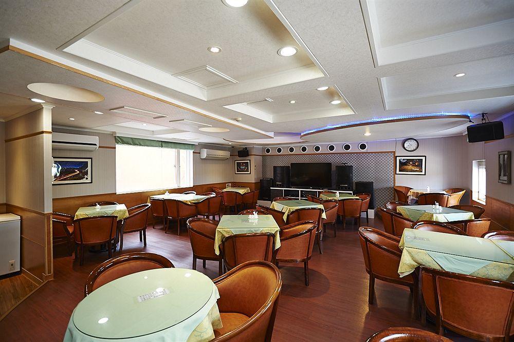 European Castle歐堡商務汽車旅館有限公司 Xinying Extérieur photo