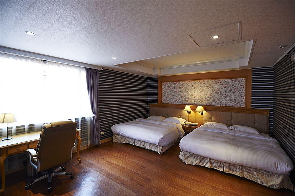 European Castle歐堡商務汽車旅館有限公司 Xinying Extérieur photo