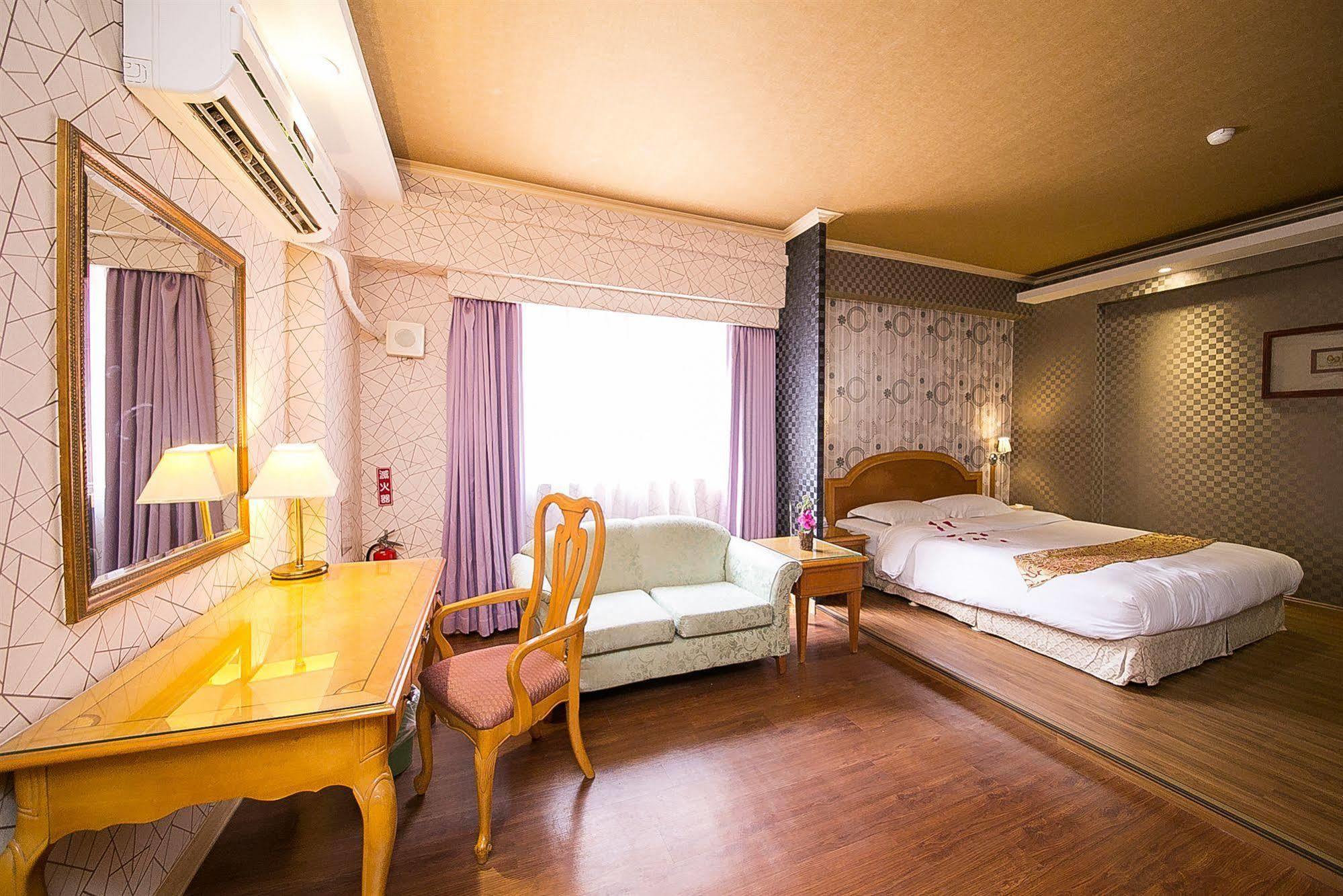 European Castle歐堡商務汽車旅館有限公司 Xinying Extérieur photo
